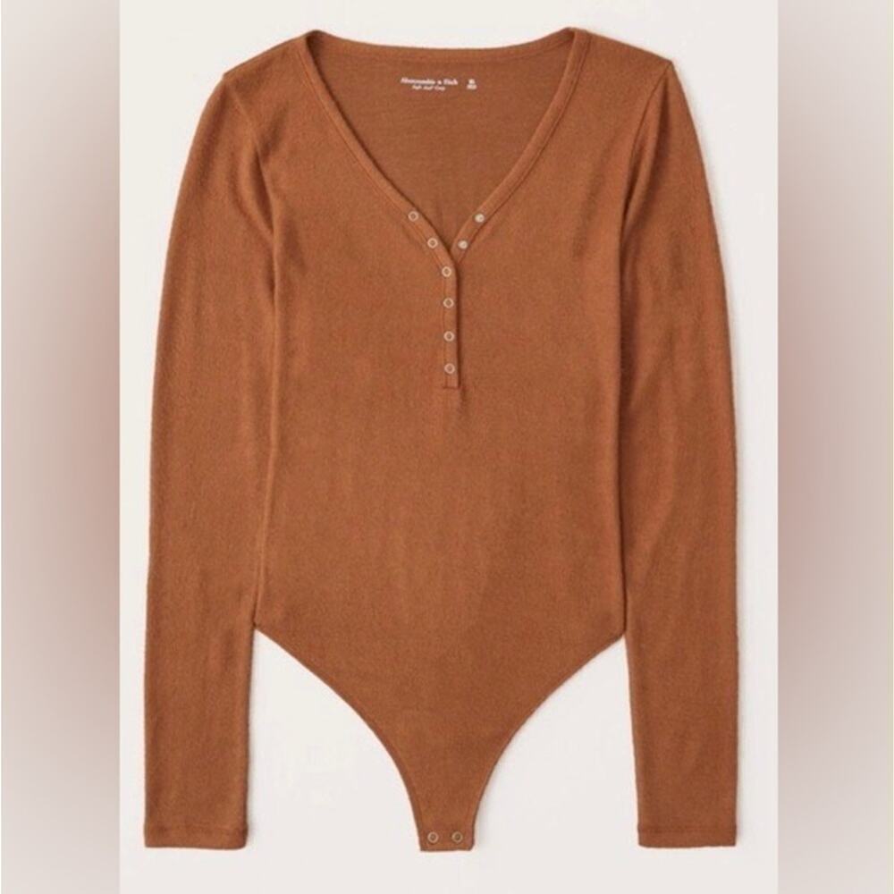 Abercrombie bodysuit seamless rust terracota long sleeves Henley vneck top - Picture 1 of 5